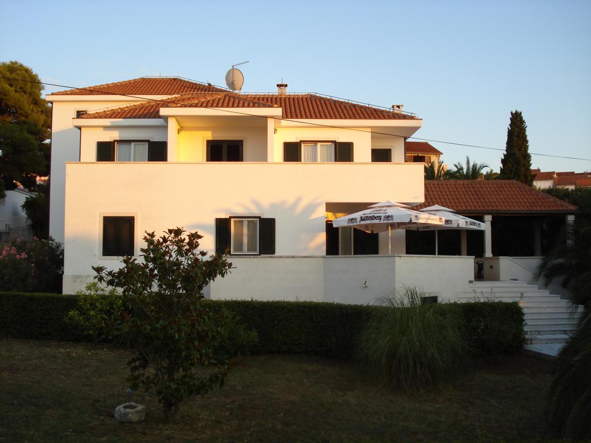 Villa Bunta Sutivan Kültér fotó