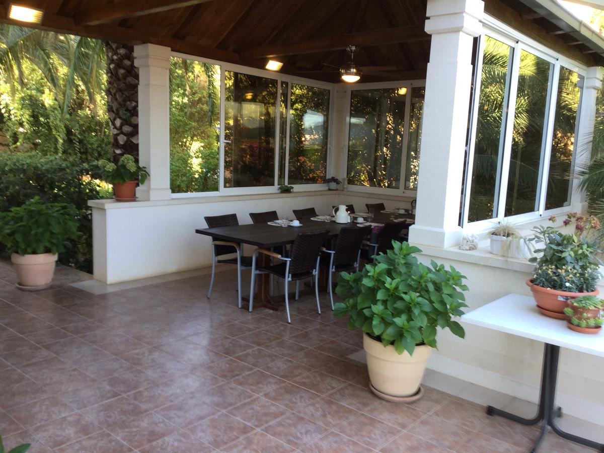 Villa Bunta Sutivan Kültér fotó